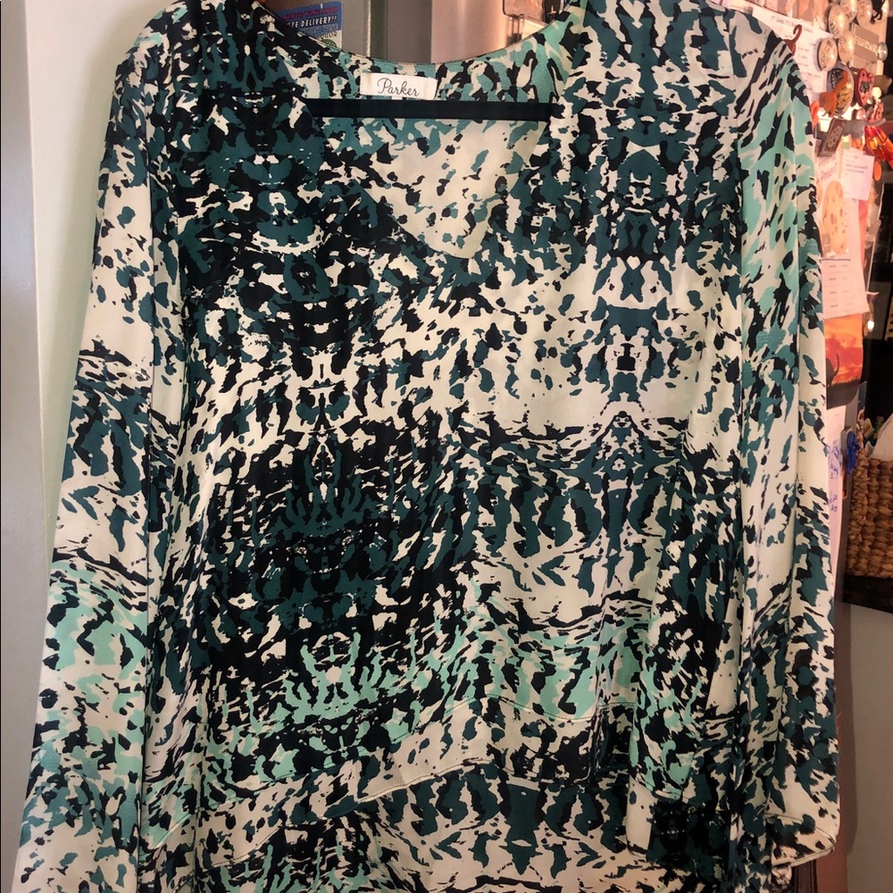 100% silk Parker small flirty peasant blouse